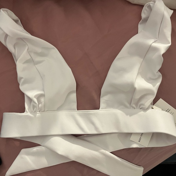 Londre Set - New Classic Bikini Top & High Leg Scrunch Bottom - Flat White - Picture 6 of 6